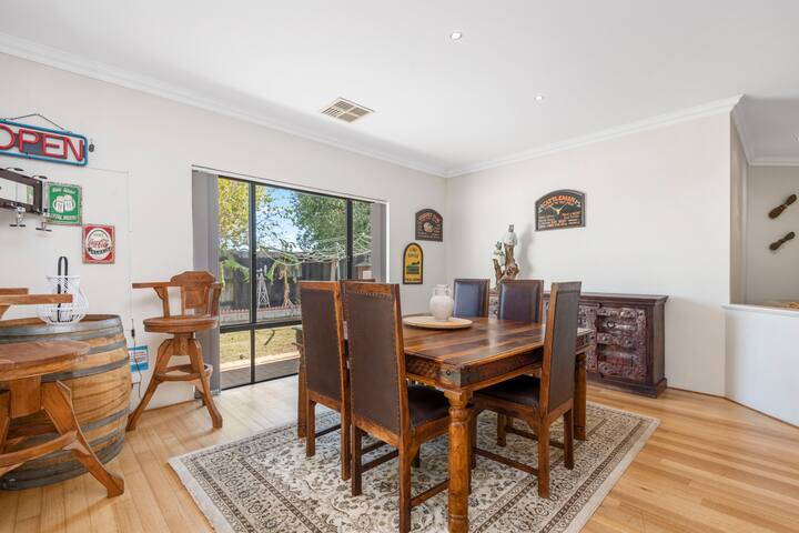 Serenity and Style: Your Ashby Getaway Awaits gallery image 4