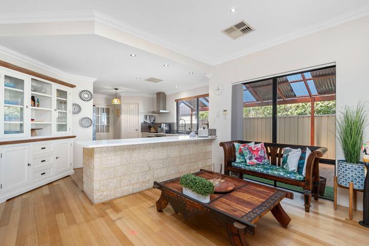 Serenity and Style: Your Ashby Getaway Awaits gallery image 2