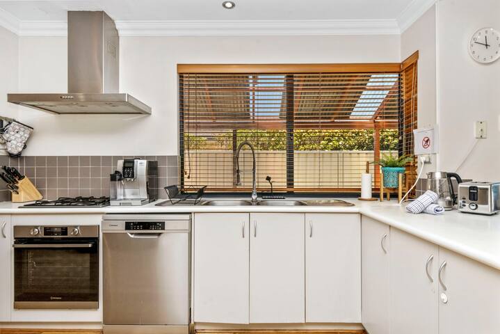 Serenity and Style: Your Ashby Getaway Awaits gallery image 3