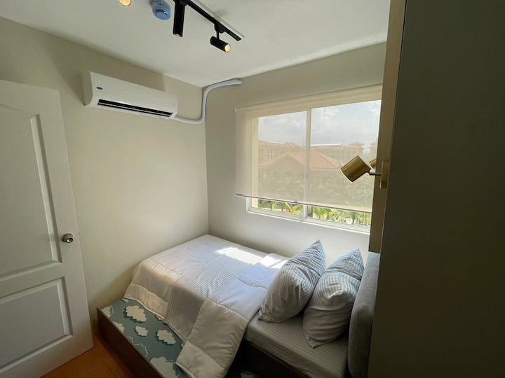 2 - ра спалня - издърпайте единичното легло