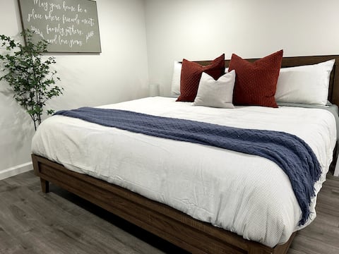 Centrally located Private Bsmt Apt 1K,1Q + office