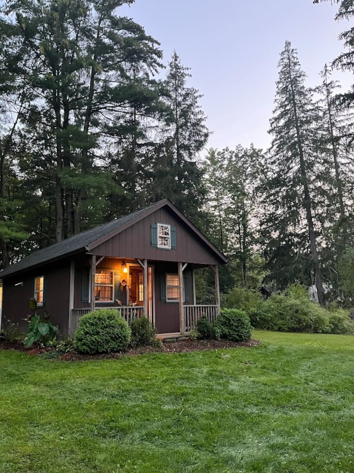 The Little Cabin Cabins for Rent in Altoona, Pennsylvania, United