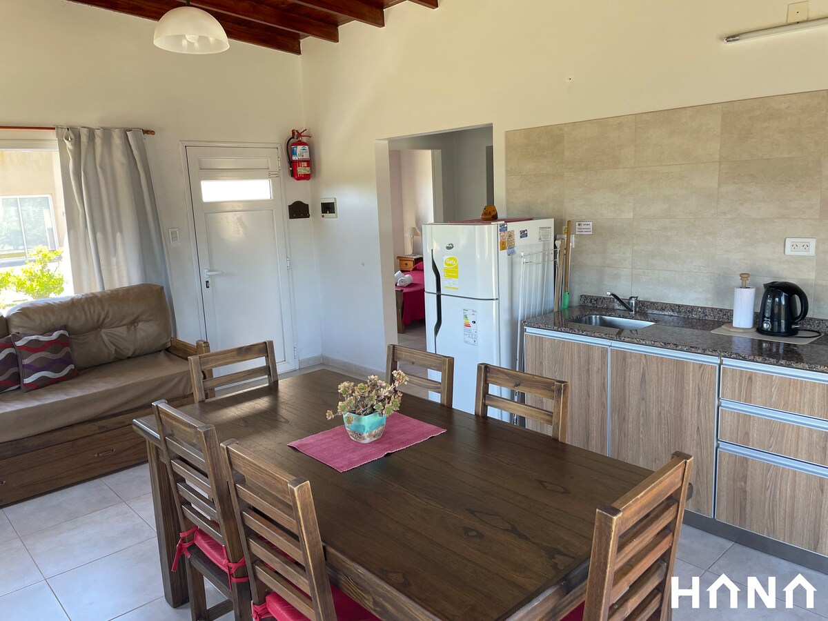 Proprietà Airbnb di successo: Quiet and spacious cabin 400 meters from the sea a Mar De Cobo