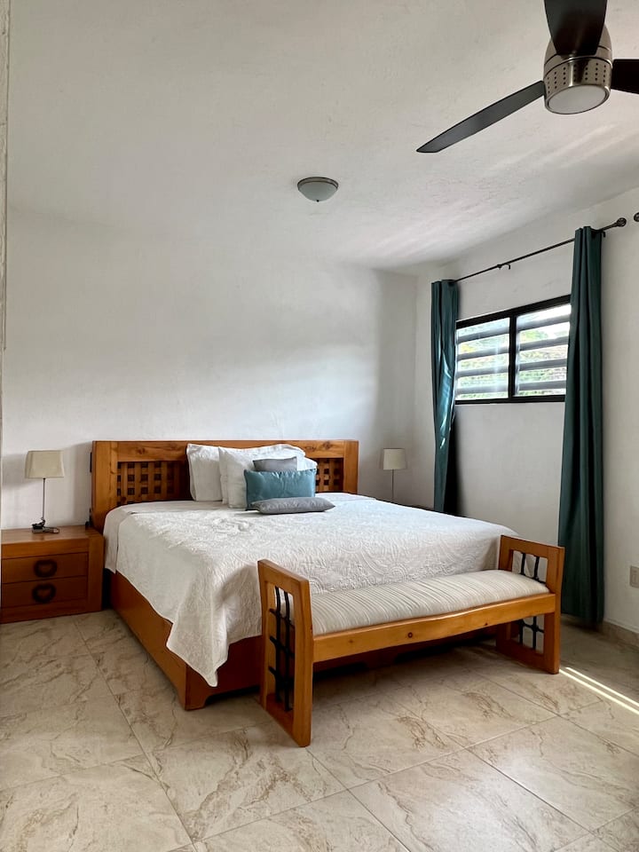 საძინებელი 1