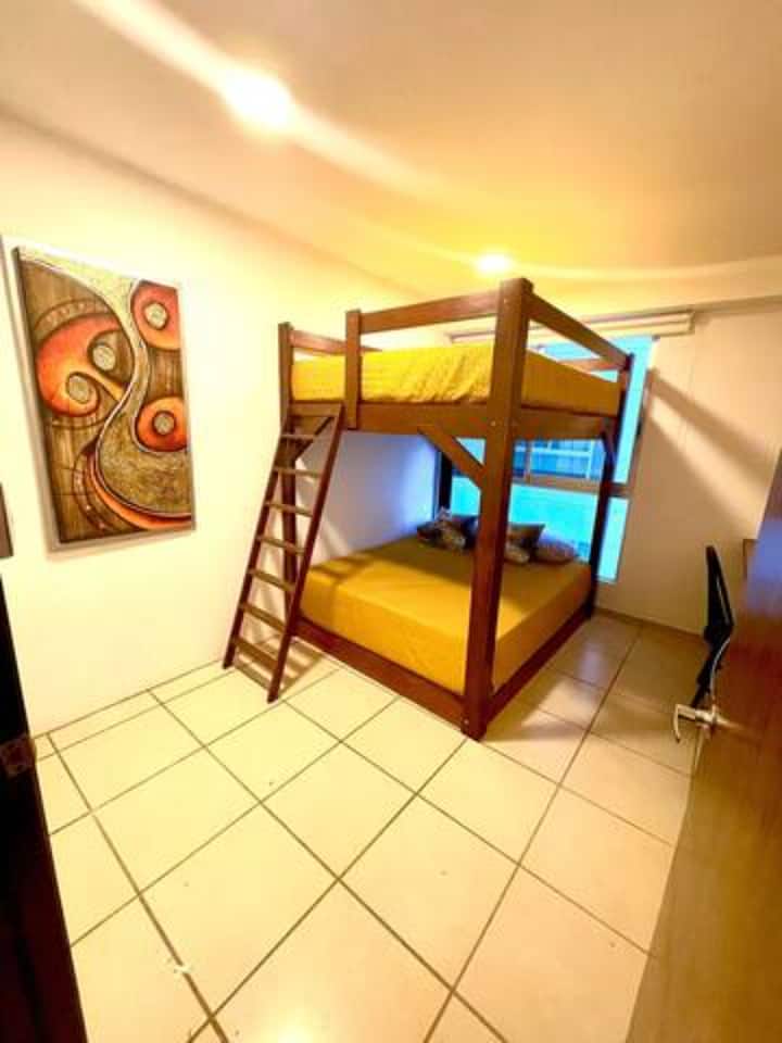 Schlafzimmer 6