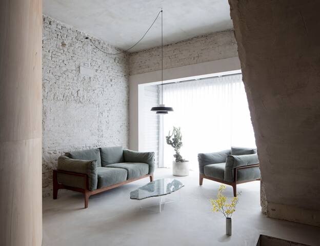 German Design/kitchen/private courtyard/10mins MRT gallery image 3