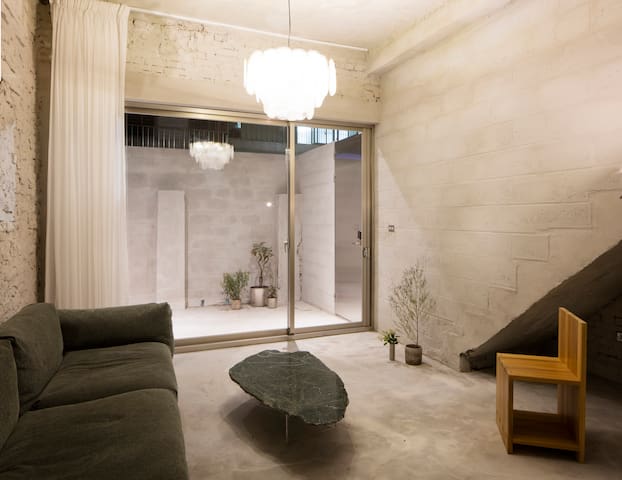 German Design/kitchen/private courtyard/10mins MRT