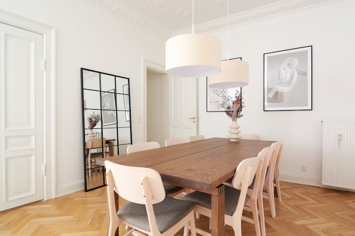 2BR Oasis in the heart of CPH gallery image 2