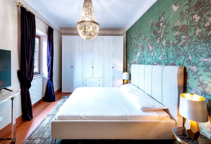 Lussuoso appartamento in Piazza de Carmine. gallery image 3