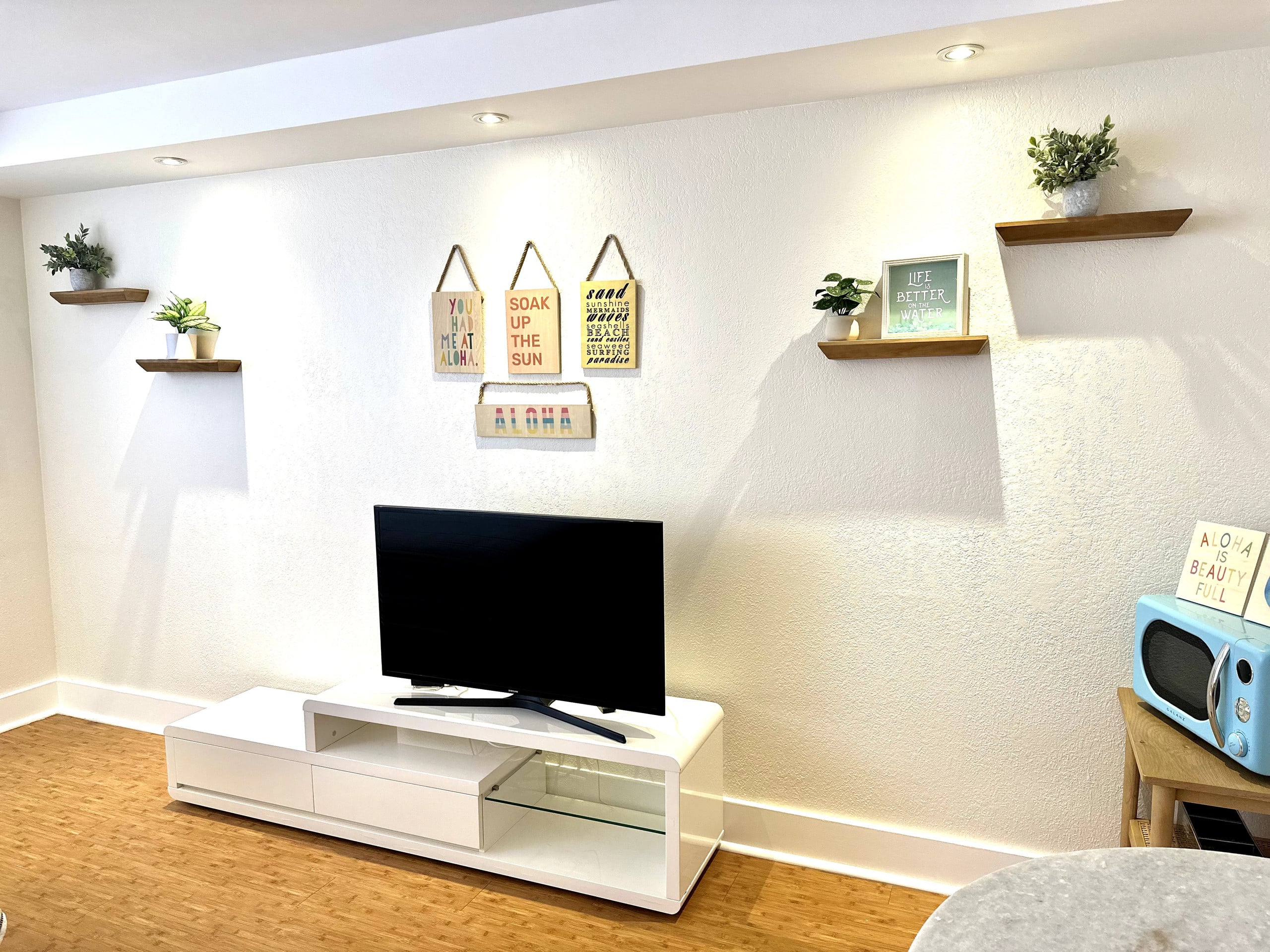 Condo in Honolulu · ★4.91 · Studio · 1 bed · 1 bath - Image 6
