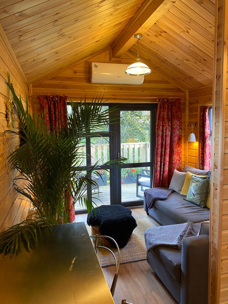 Successful Airbnb property: The Firkin Lodge in Lincolnshire
