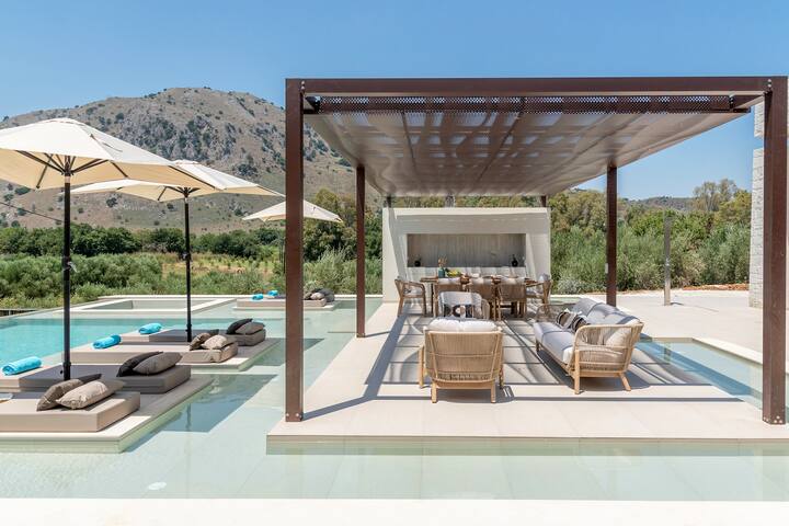 Villa EL gallery image 2