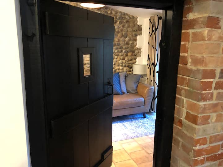 Bensley Snug: Small With Character - Norfolk