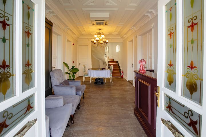 Eşsiz Manzaralı Konak Penthouse (Rome Suit) - Turkey