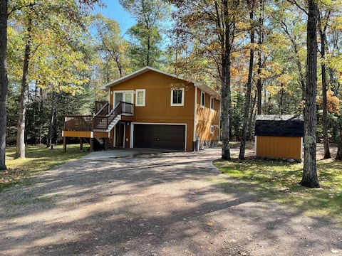 Cozy Cabin in the Northwoods