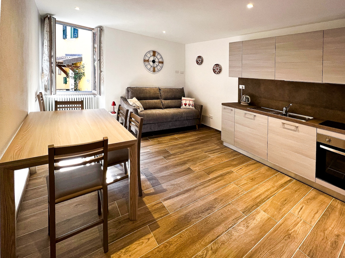 Annonce Airbnb populaire: Ca Motta - Apartment on Lake Como à Argegno