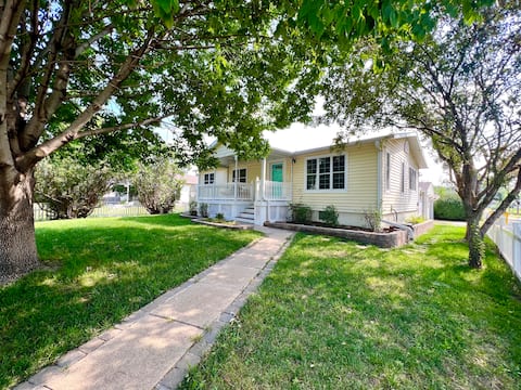 Whole house in Norfolk, next to White Water Rapids