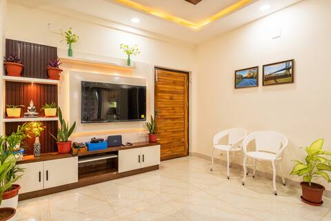 Fully Air-Conditioned 3 Bedroom with Work Station