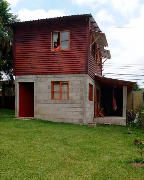Cabaña con paisaje relajante