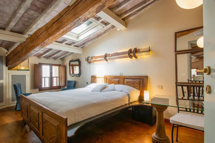 Un’Oasi di Storia e di Eleganza gallery image 2