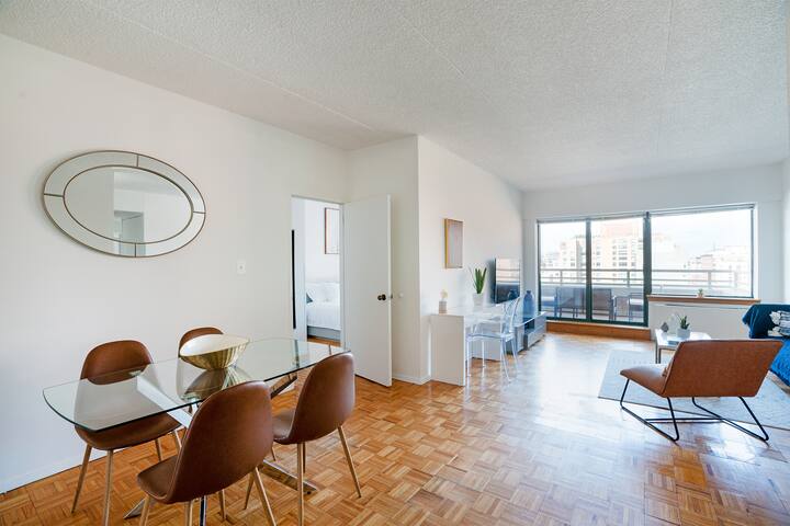 Large UWS Sunny 3 Bedrooms with Balcony #6176 gallery image 5