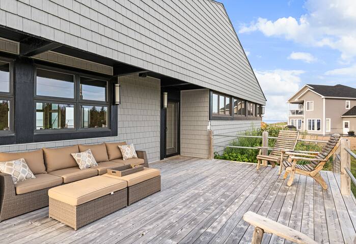 Ptit Paradis – Waterfront Oasis gallery image 2