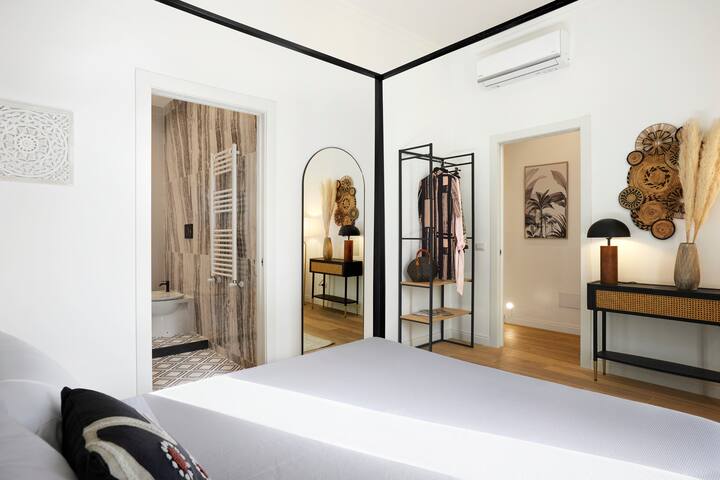 Tropical Spacious Flat Colosseum gallery image 5