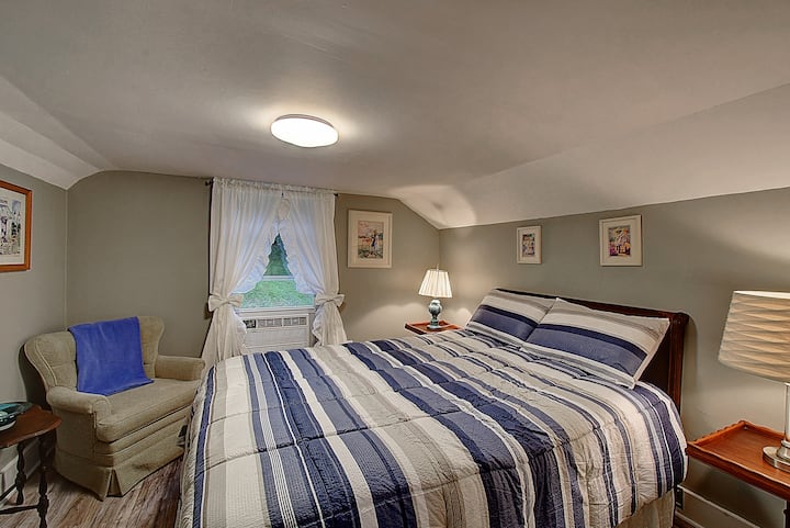 Მაღლა საძინებელი #2 საწოლით