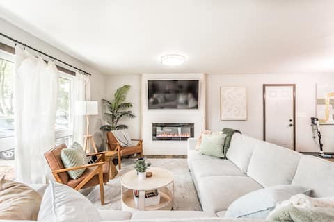 Hot Tub, Games & Yard — Near Lake Lorraine
