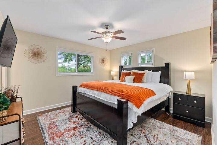 FreeStand Home Solutions managed Airbnb listing 2
