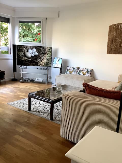 Neuilly Centre  Superb 3 rooms 86m2
