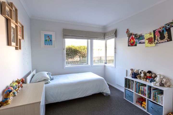 Letto singolo king size.