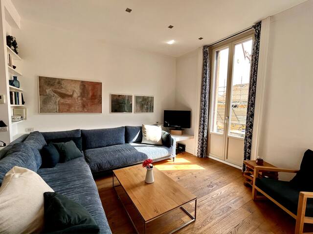 Elegante ed accogliente | Brera gallery image 3