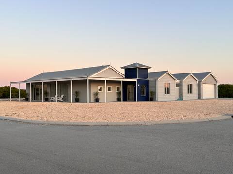 B'Free Escape - Spacious home for 10 guests