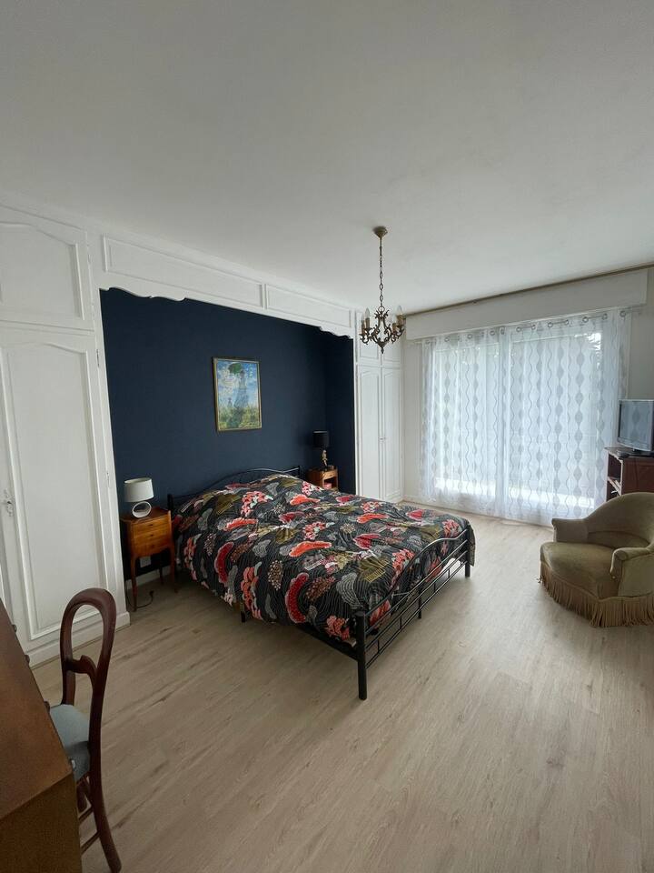 საძინებელი 1