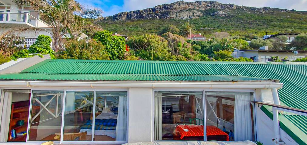 St James Seaview Cottage for 5 gallery image 2