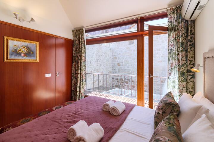 Garden of Eden by Upperground gallery image 4