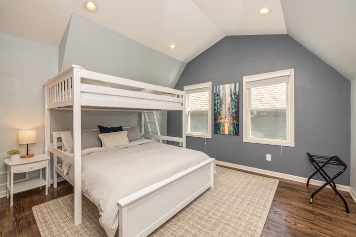 Malkia na chumba cha kulala cha watu wawili