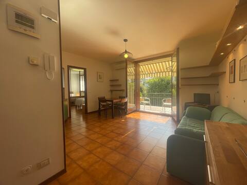 Top Airbnb: Maison Paola -cin it017067C24PE7PN8V - CIR 017067 in Desenzano Del Garda