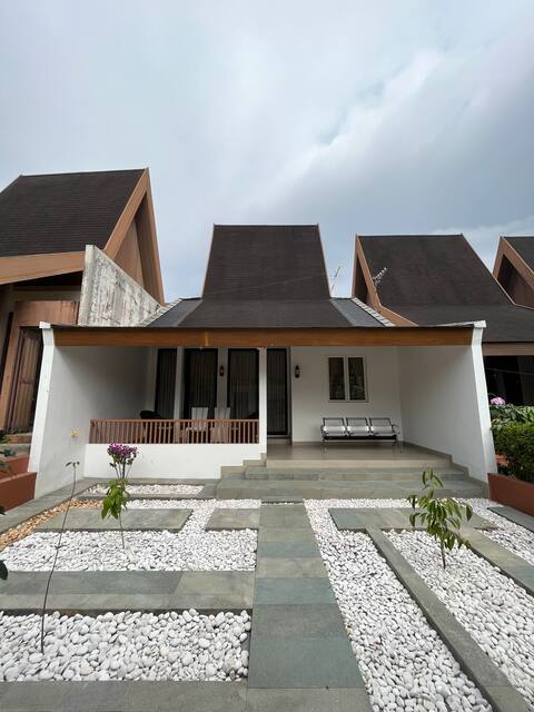 Vimala Hills Brand New Villa 3BR