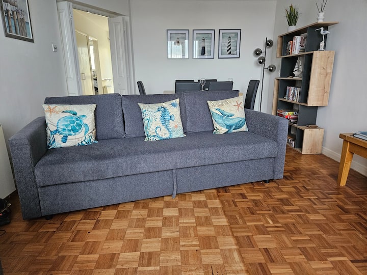 Beachside Retreat - Bridport