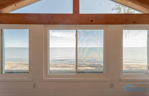 Lake Erie Beachfront Cottage