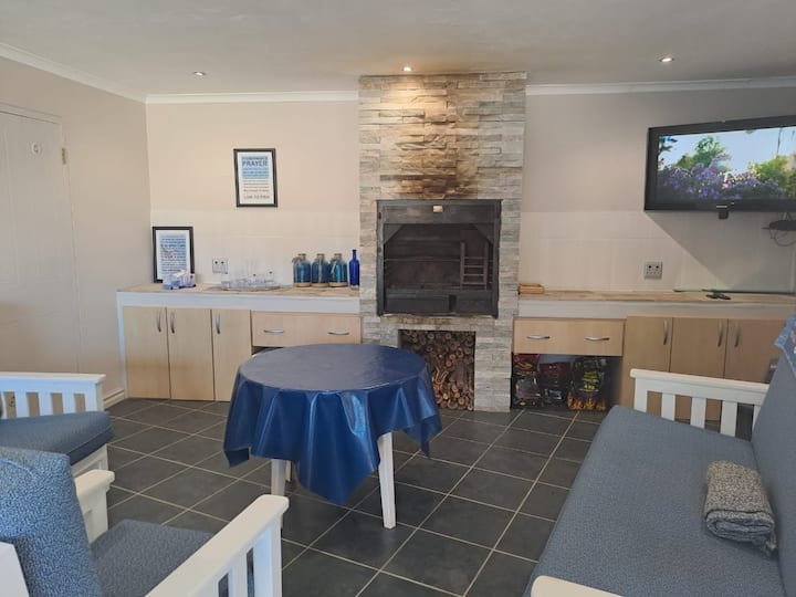 The Sandcastle - Apartment In Large Villa - Witsand