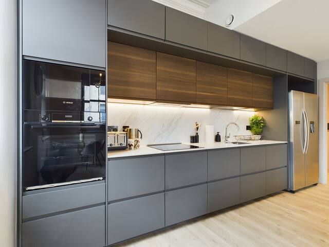 Manchester City Centre Classy 2Bedroom Apartment gallery image 5