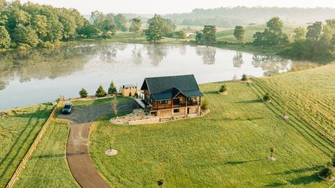 Stillwater Cabin with Hot Tub