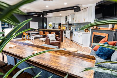 2 Ensuites/King Beds/Gameroom/Theater/PS5/Firepit