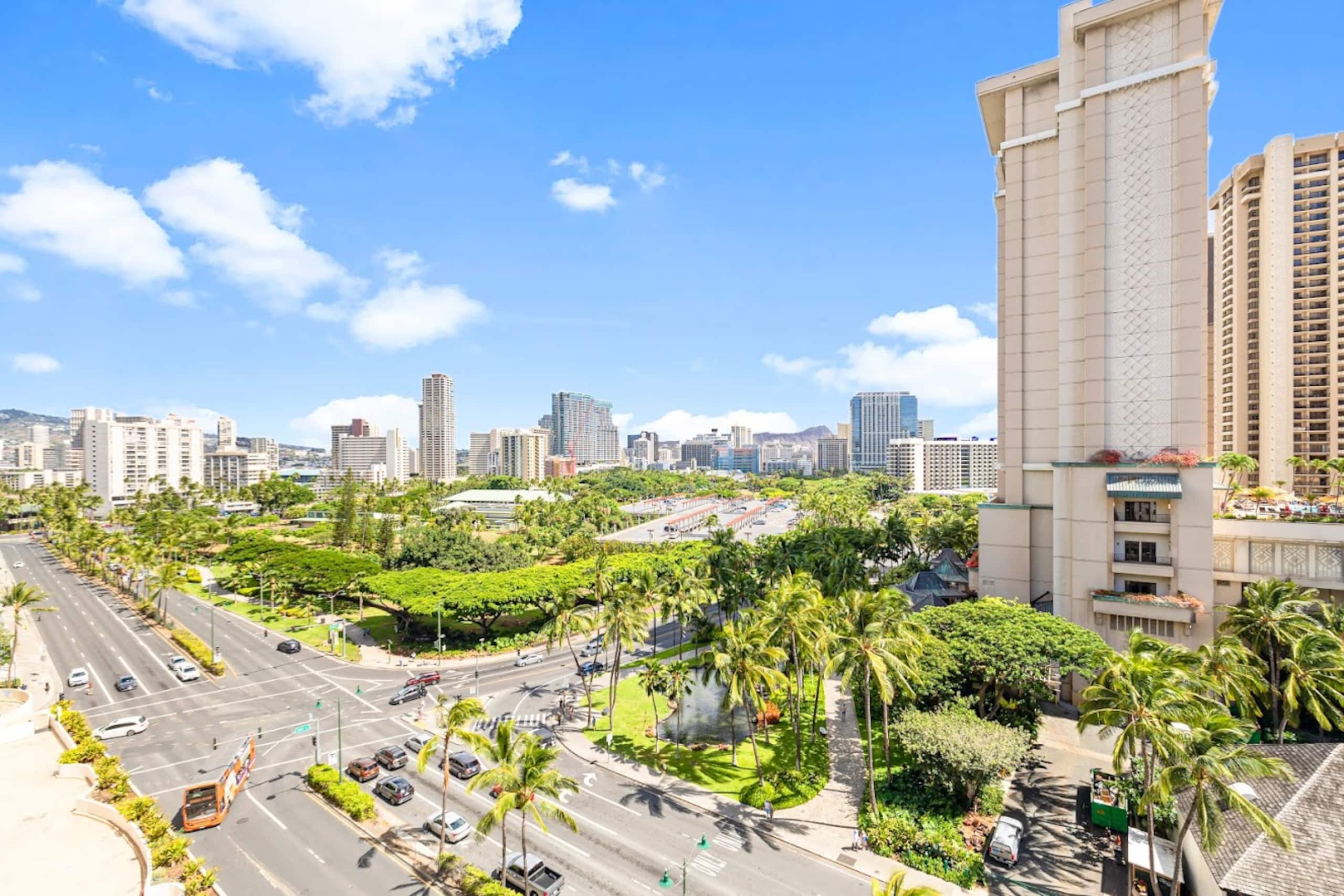 Hotel in Honolulu · ★4.94 · Studio · 2 beds · 1 private bath - Image 21