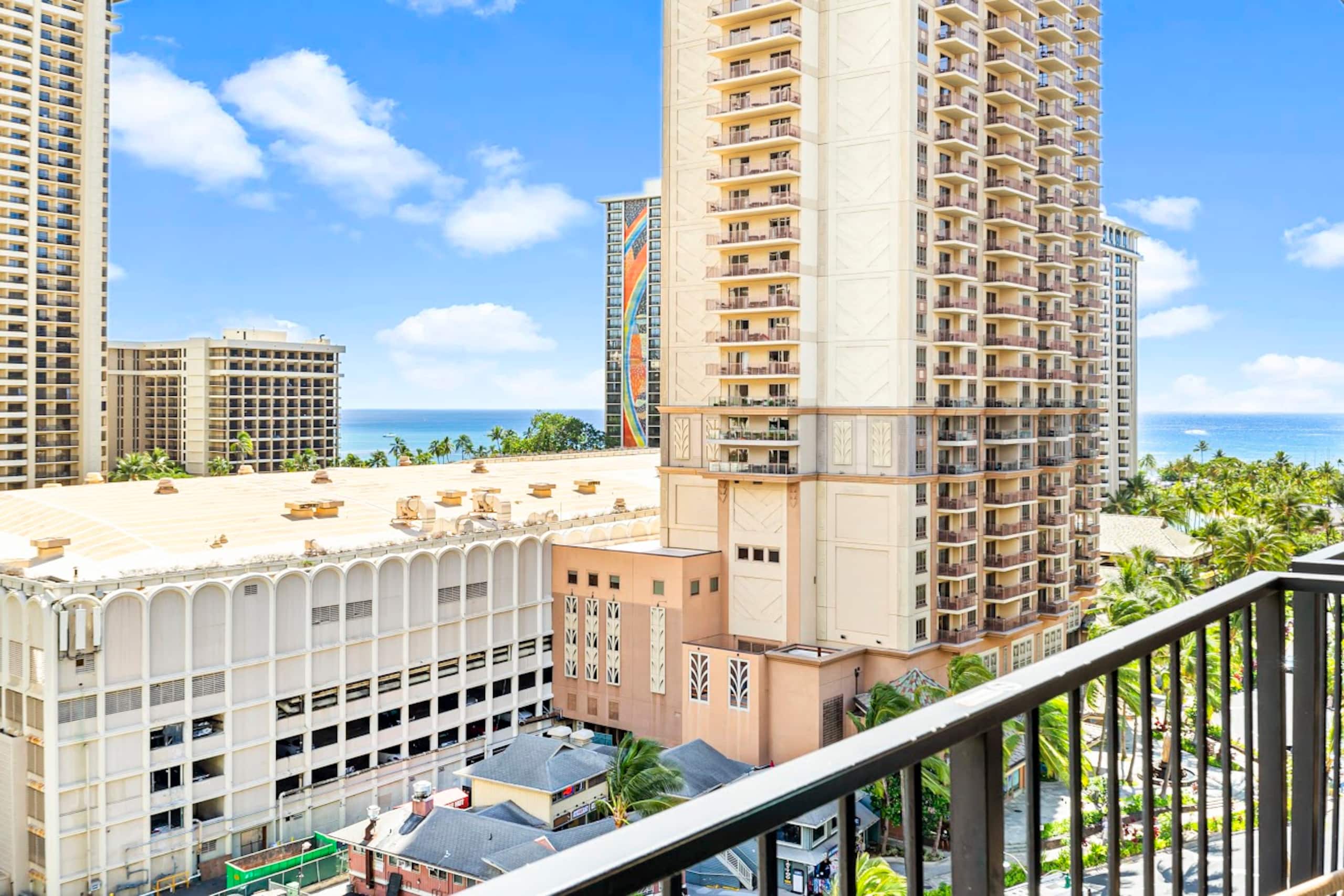 Hotel in Honolulu · ★4.94 · Studio · 2 beds · 1 private bath - Image 6