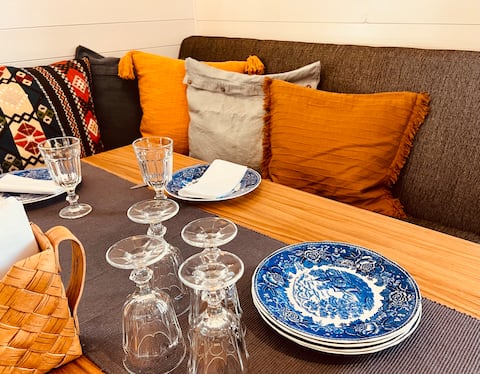 Top Airbnb: Cozy guesthouse in the center of Habo in Jönköpings