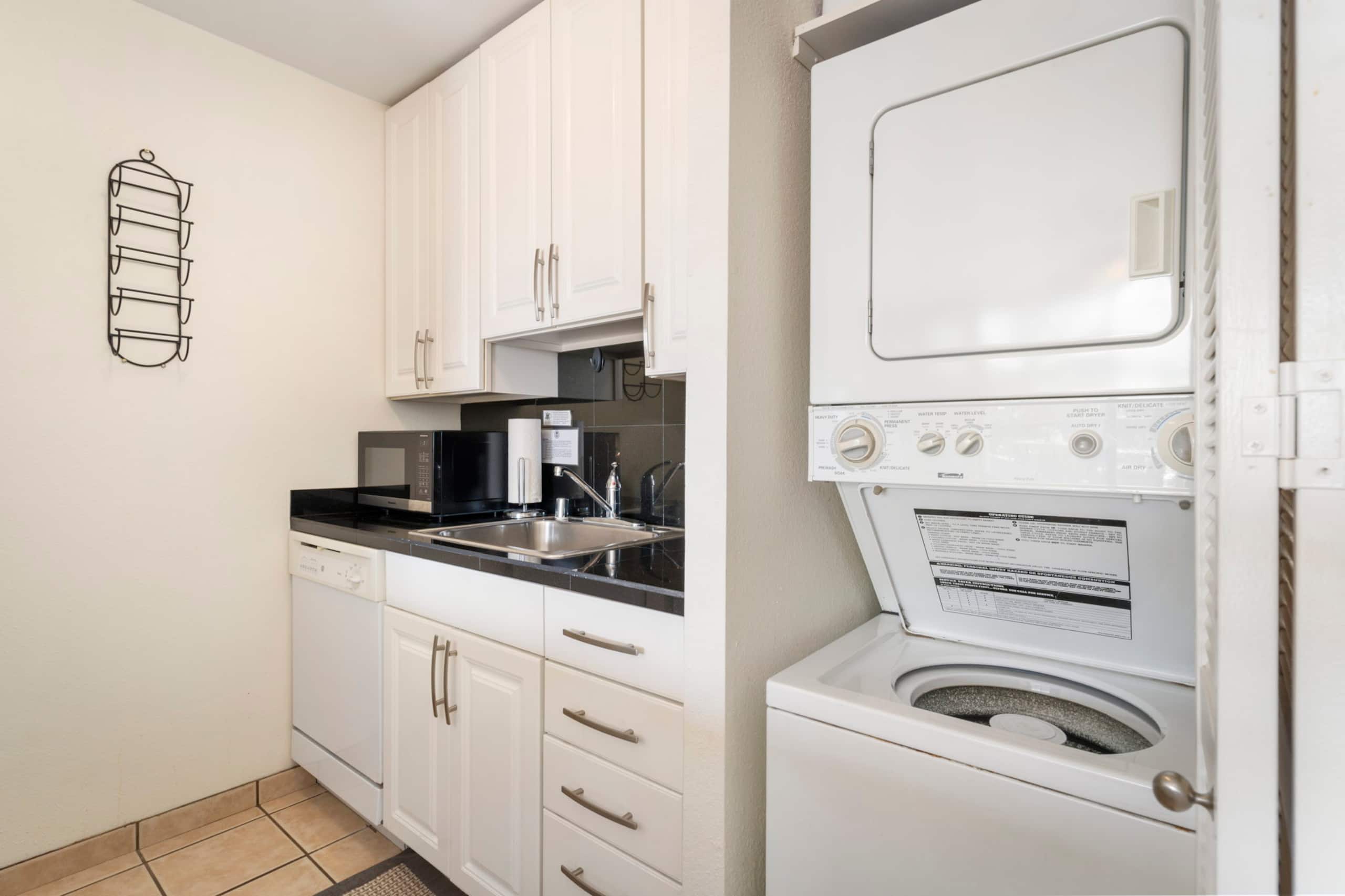 Condo in Kihei · ★4.88 · 1 bedroom · 2 beds · 1 private bath - Image 29